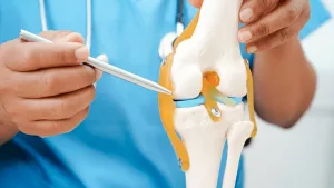 Why Does Pain Occur Behind the Knee After Total Knee Replacement?