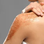 Best Exfoliating Body Wash for Sensitive Skin 2025 (No Stinging)