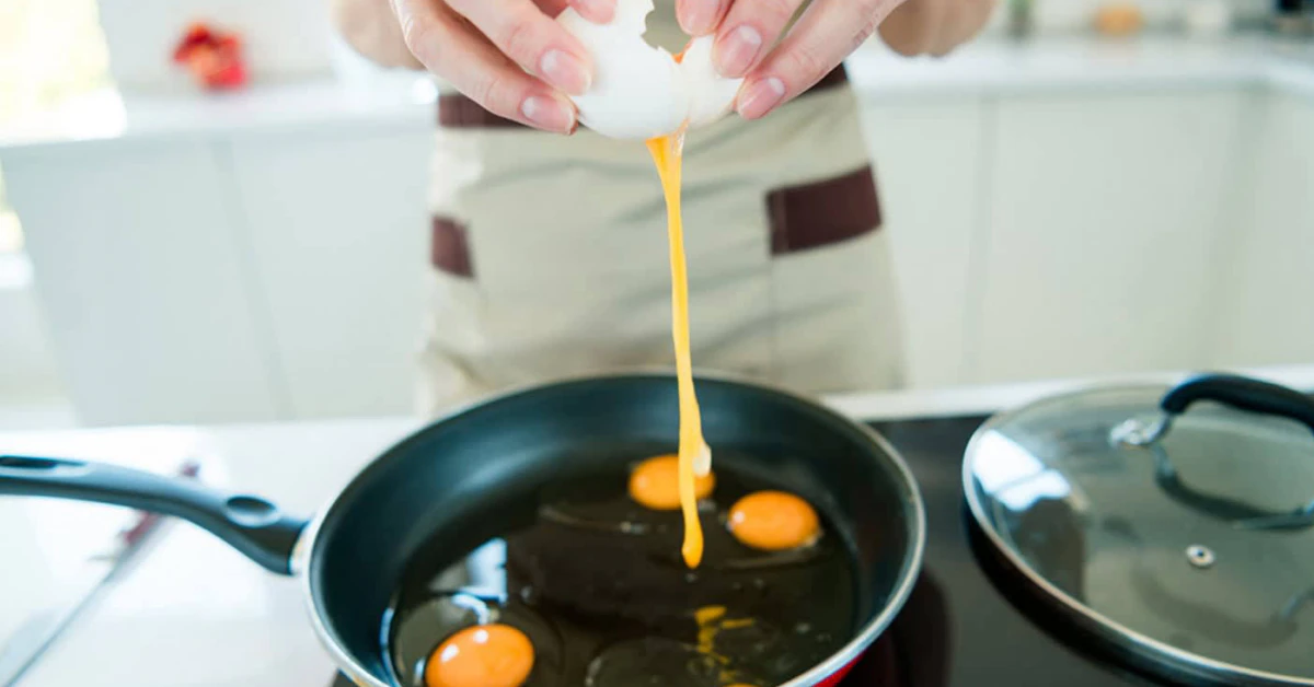 Egg Consumption Reduces Alzheimer’s Risk (2025 Study)