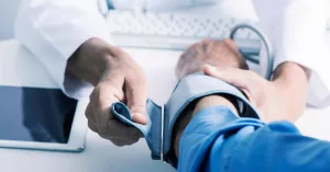 Common Disease Signs: Expert Explains What to Watch For Now