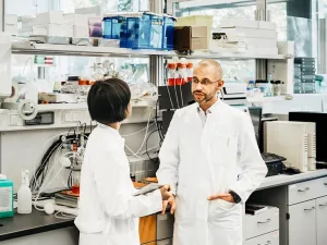 Biologics vs Biosimilars: Quick Facts & Differences