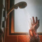 Morning vs Night Showers: Which Timing Gives You the Edge?