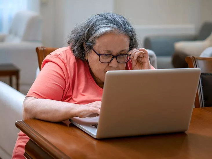 Understanding Macular Degeneration Symptoms What to Do
