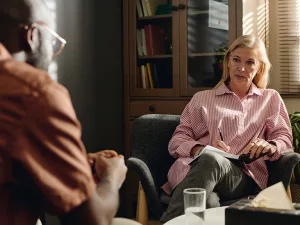 Psoriasis Heartbreak Symptoms: Feelings, Signs & Relief