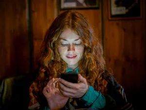 Practical Ways to Reduce Screen Time and Feel Better