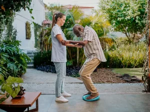 Balance Issues in Older Adults: Easy Ways to Stay Safe