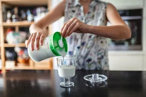 How Much Kefir Should I Drink a Day? Your No-Nonsense Guide