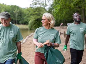 Discover the Surprising Health Benefits of Volunteering