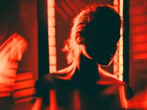 Red Light Therapy Melanoma: Risks, Benefits, and Truth