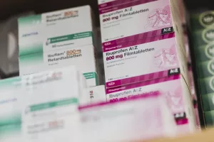 What Pain Medication Can You Take With DayQuil? Your Real-Life Guide