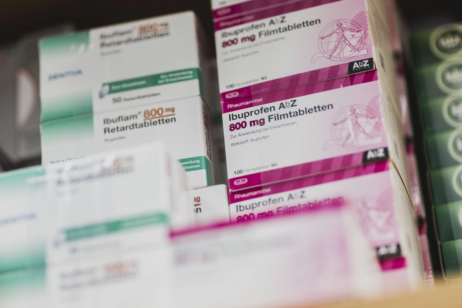 What Pain Medication Can You Take With DayQuil? Your Real-Life Guide