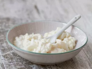 9 Evidence-Based Health Benefits of Kefir