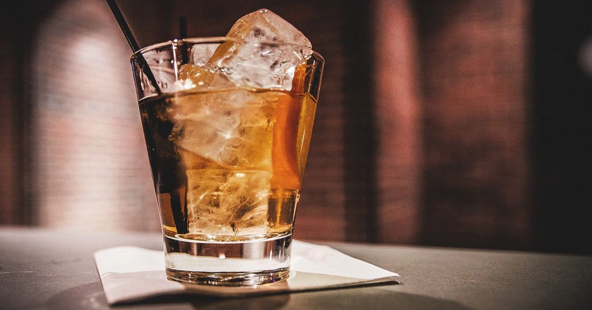 Is It Safe to Mix Aspirin and Alcohol?