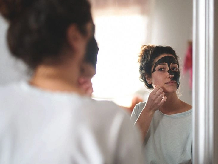 What Are the Benefits of a Charcoal Face Mask?