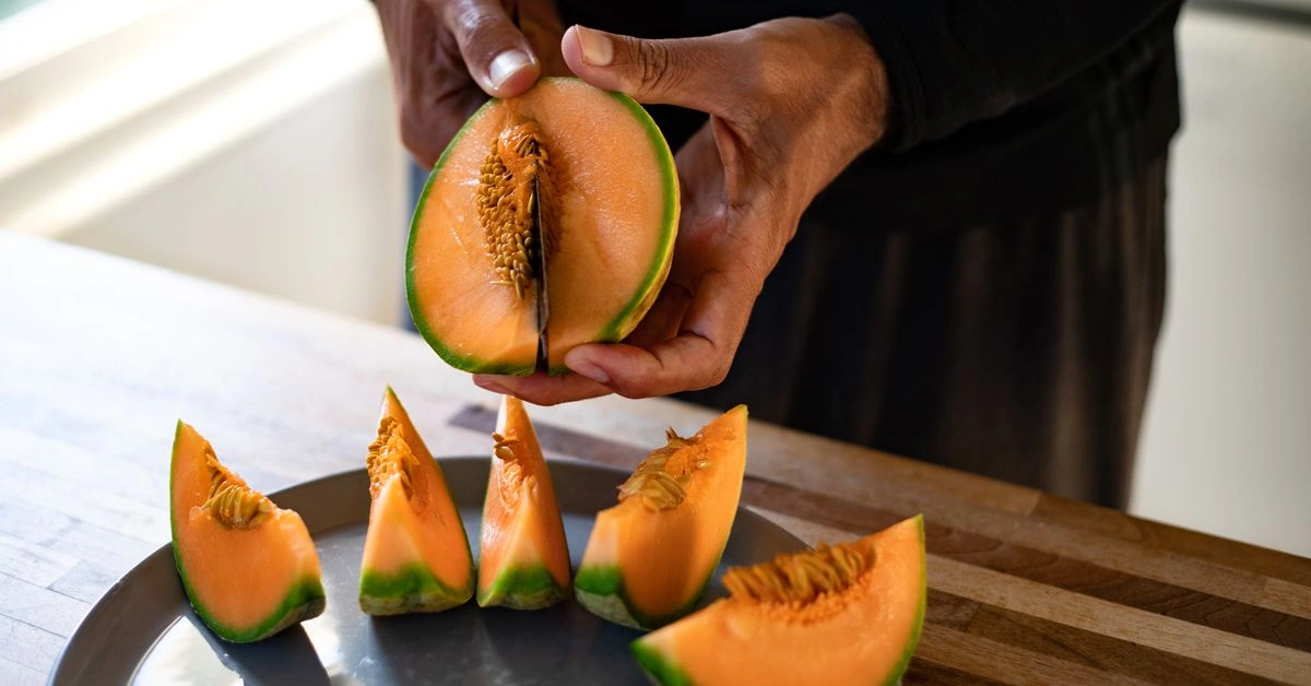 6 Nutritious Benefits of Eating Cantaloupe