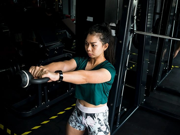 The Benefits of Kettlebell Swings and How to Do Them Right