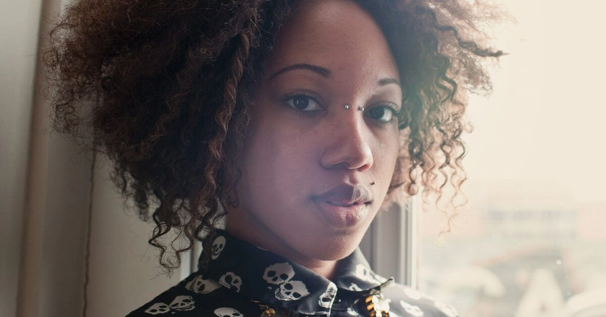Considering a Bridge Piercing? Here’s What to Know
