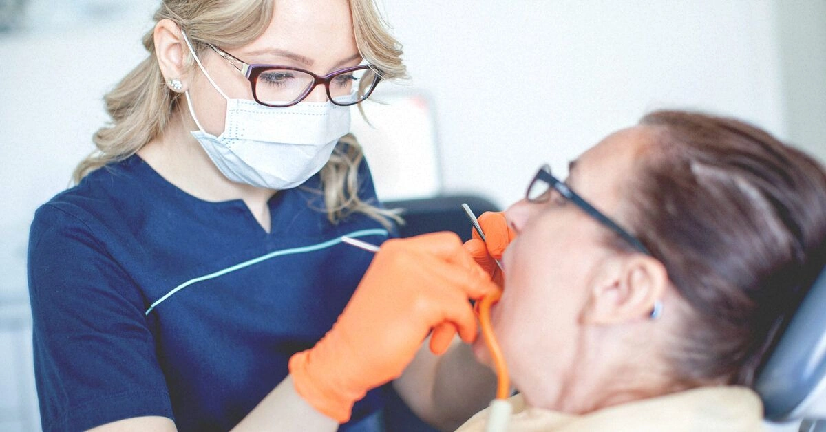 12 Causes of a Bump on the Roof of Your Mouth