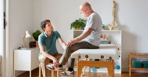 Can a Chiropractor Help with Knee Pain?