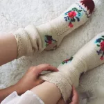 9 Tips to Treat Swollen Feet from Diabetes 9 Tips to Treat Swollen Feet from Diabetes