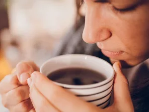 Dry Cough: What Causes It and How Do You Treat One? Dry Cough: What Causes It and How Do You Treat One?