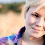 Ear Numbness: Causes & Symptoms Guide