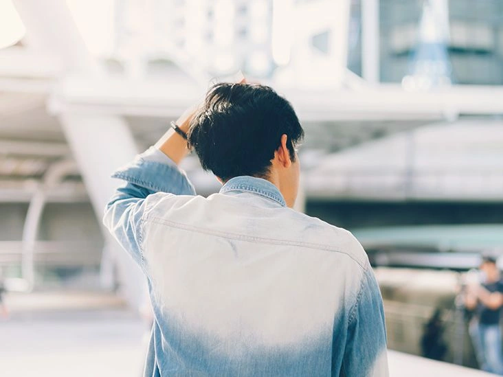 Can Essential Oils Control Dandruff?