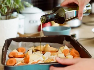 What Is Extra Virgin Olive Oil, and Why Is It Healthy?