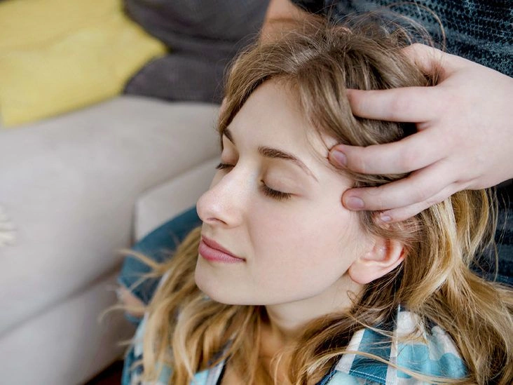 What Are the Benefits of a Head Massage?