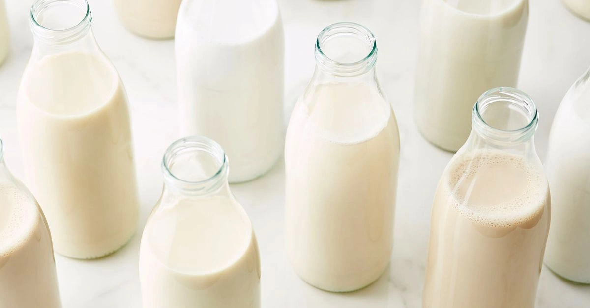 The 7 Healthiest Milk Options