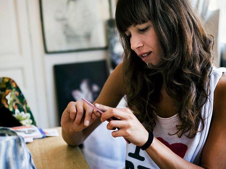 How to Safely File Your Own Nails