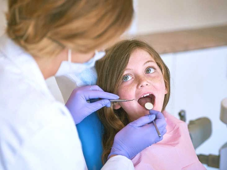 Hyperdontia: Do I Need to Have My Extra Teeth Removed?