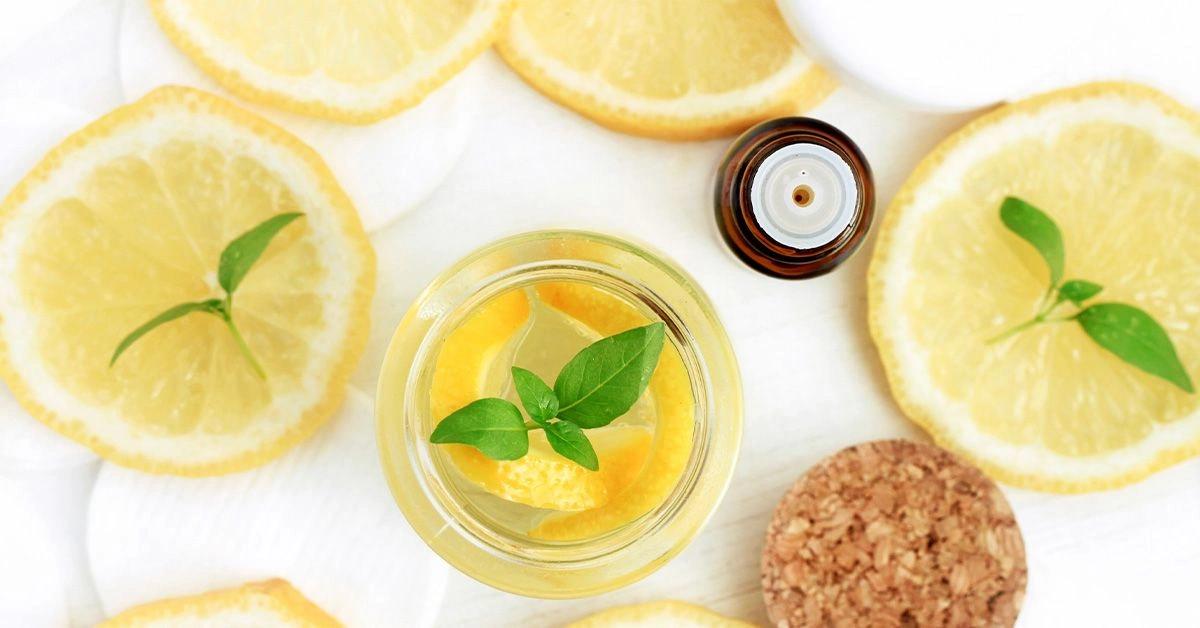 What You Need to Know About Lemon Essential Oil