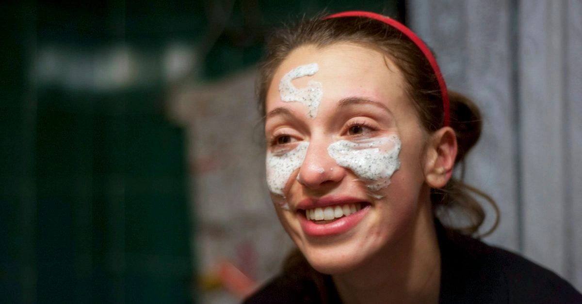 How to Prevent Fine Lines Under Your Eyes