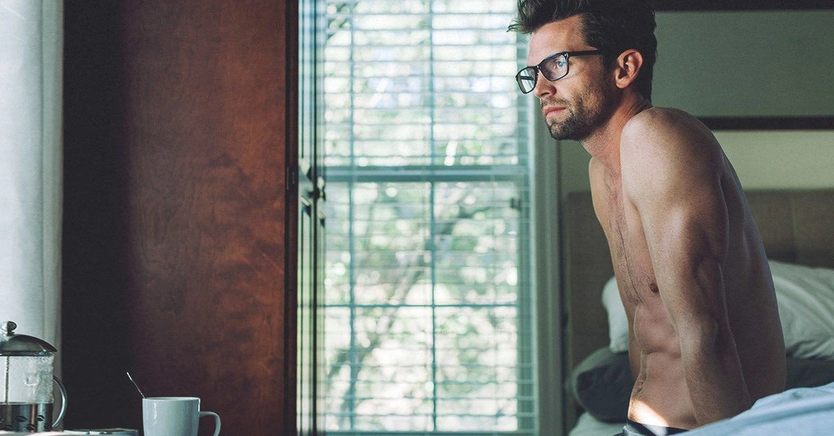 ¿Qué causa los puntos rojos en el pene y cómo se tratan?