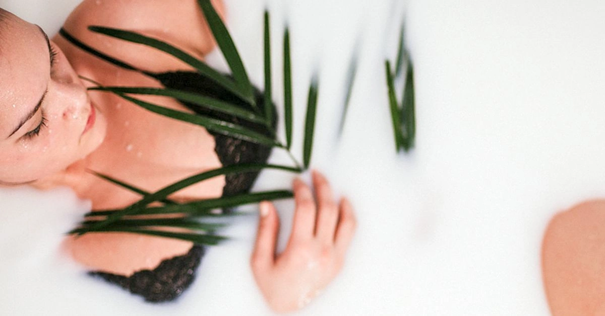 What Are the Benefits of a Milk Bath, How Do You Take One, and Is It Safe?