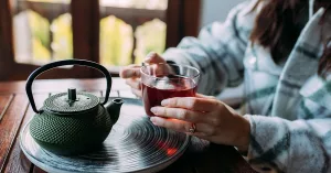 Red Raspberry Leaf Tea: Potential Health Benefits and Precautions Red Raspberry Leaf Tea: Potential Health Benefits and Precautions