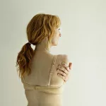 Saggy Breasts: Causes and Treatments