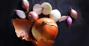 What’s the Difference Between Shallots and Onions? What’s the Difference Between Shallots and Onions?