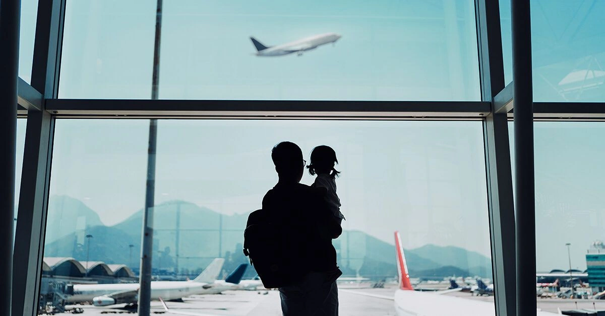 Should You Fly with a Sinus Infection?