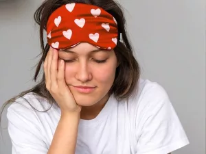Eye Masks for Sleeping: Benefits, Types, and Alternatives