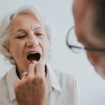 Is There a Connection Between Smoking and Strep Throat? Is There a Connection Between Smoking and Strep Throat?