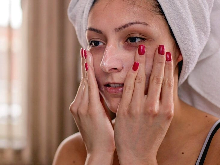 How Does Tea Tree Oil Help the Skin?