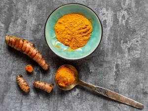 10 Health Benefits of Turmeric and Curcumin