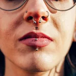 Everything You Need to Know About Getting a Vertical Lip Piercing