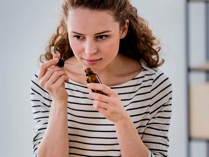 Aromatherapy Uses and Possible Benefits