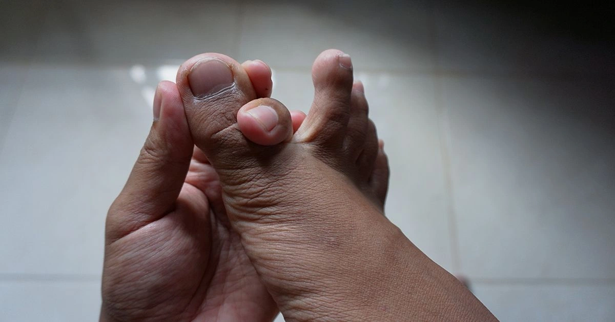 What Can Cause Joint Pain in Your Big Toe?