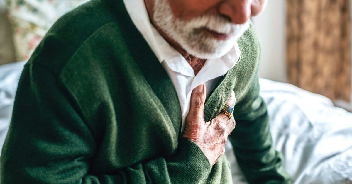 16 Causes of Chest Pain and When to Get Help