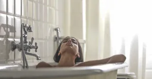 How to Identify, Treat, and Prevent Razor Burn on Your Vaginal Area