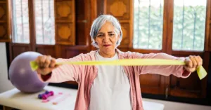 How to Manage and Treat Muscle Loss from Sarcopenia Due to Aging